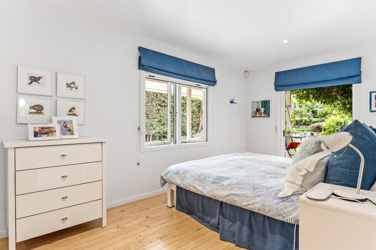 Photo of property in 8 Grand View Road, Leigh, 0985