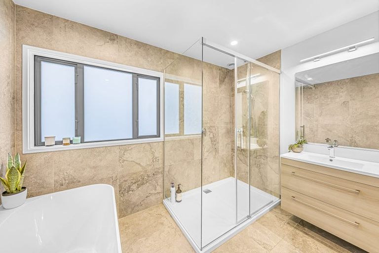 Photo of property in 8 Makete Crescent, Hobsonville, Auckland, 0618