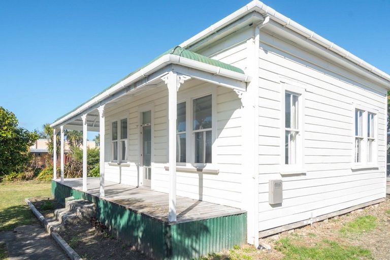 Photo of property in 20 Winter Street, Mangapapa, Gisborne, 4010