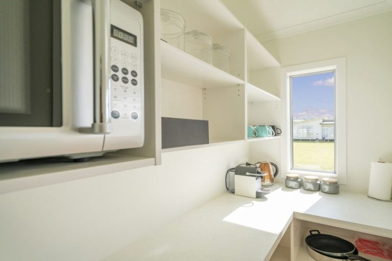 Photo of property in 28 Navigation Drive, Cooks Beach, Whitianga, 3591