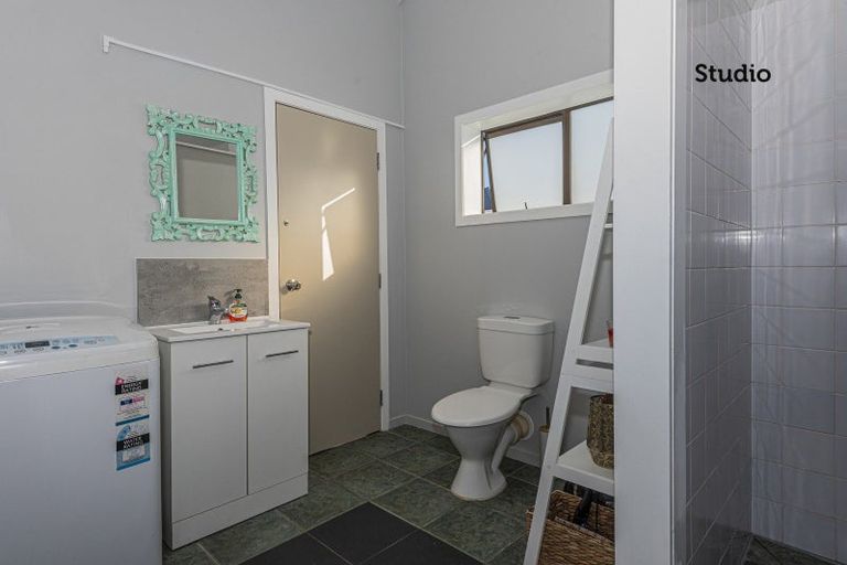 Photo of property in 22 Kamo Road, Regent, Whangarei, 0112