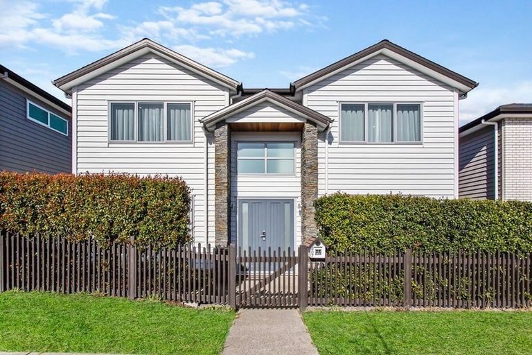 Photo of property in 407 Ormiston Road, Flat Bush, Auckland, 2019