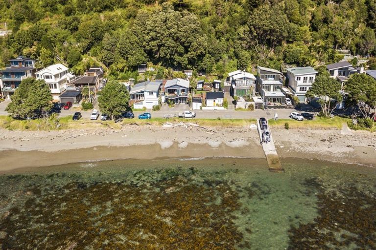 Photo of property in 7 Ocean Parade, Pukerua Bay, 5026