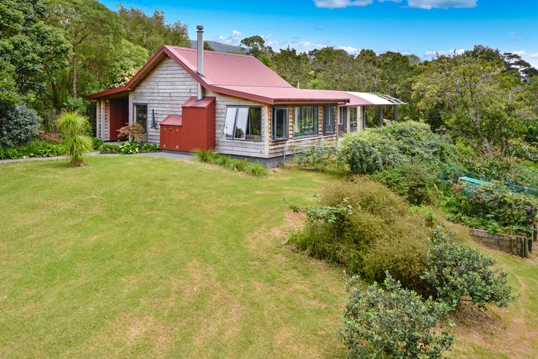 Photo of property in 954 Pakiri Road, Pakiri, Wellsford, 0972