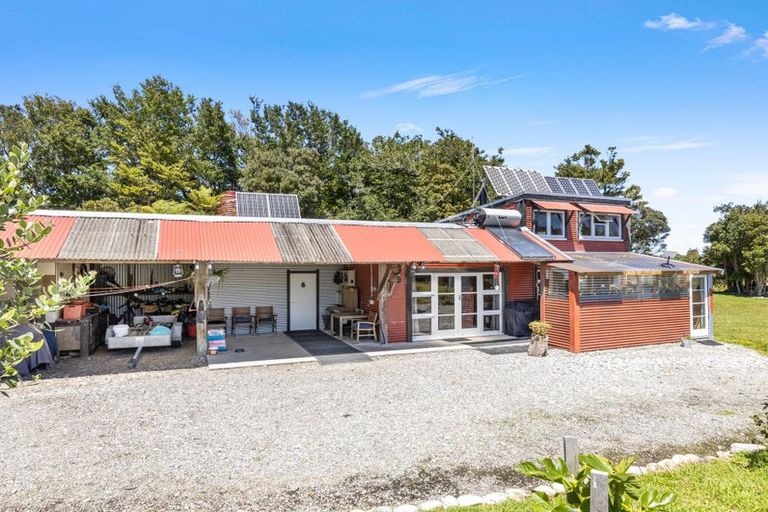 Photo of property in 274 Tanglefern Row, Virgin Flat, Westport, 7892