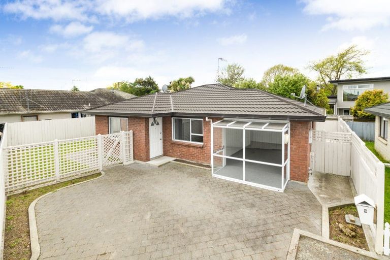 Photo of property in 4 Clendon Court, Roslyn, Palmerston North, 4414
