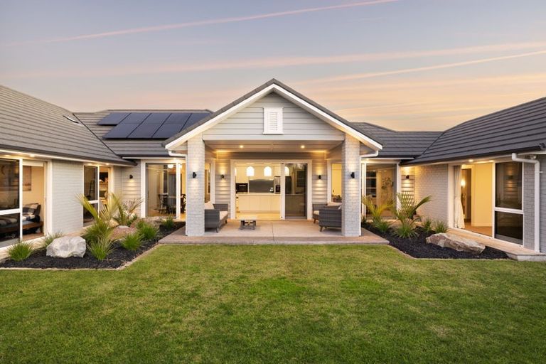 Photo of property in 9 Pukeko Grove, Cambridge, 3434