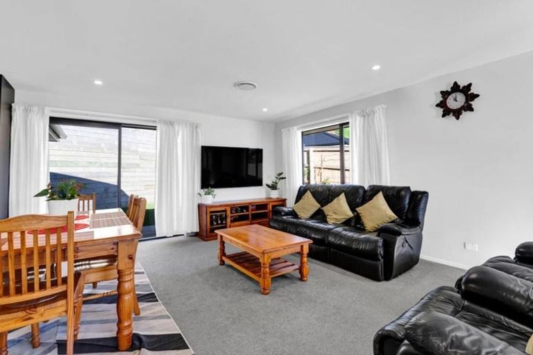 Photo of property in 51 Magnolia Drive, Westown, New Plymouth, 4310