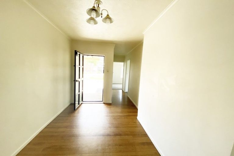 Photo of property in 43 Claude Road, Hillpark, Auckland, 2102