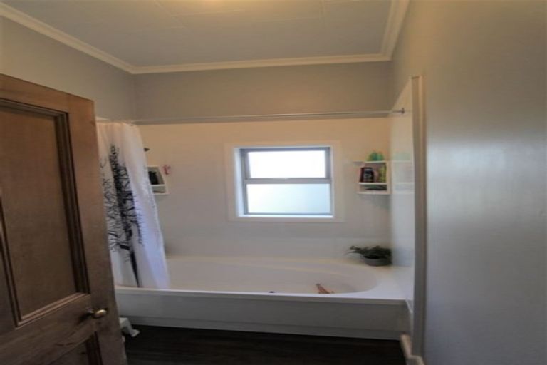 Photo of property in 313 Church Street, West End, Timaru, 7910
