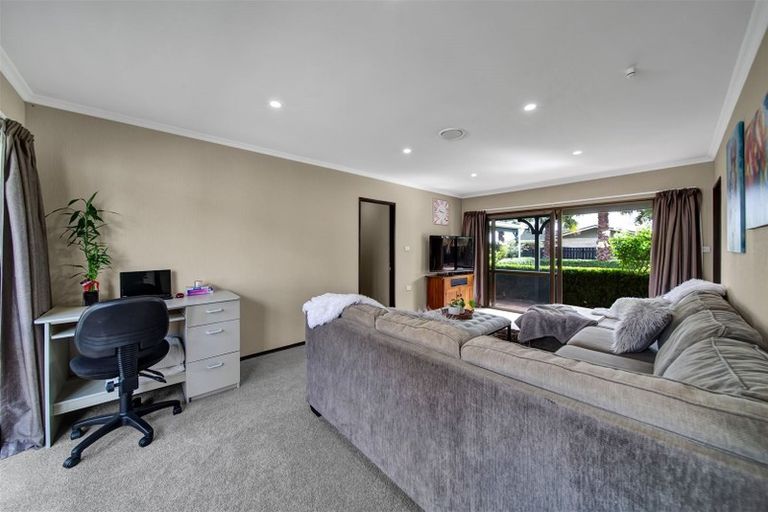 Photo of property in 24 Dillon Drive, Bell Block, New Plymouth, 4312
