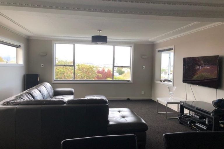 Photo of property in 27 Motu Street, Saint Clair, Dunedin, 9012