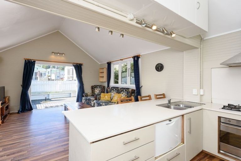 Photo of property in 48b Owen Street, Newtown, Wellington, 6021