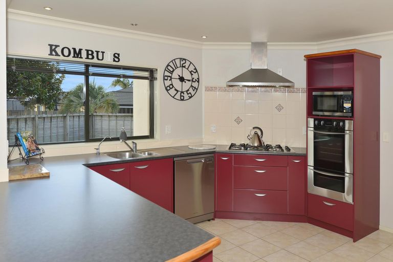 Photo of property in 6 Oxford Avenue, Te Kamo, Whangarei, 0112
