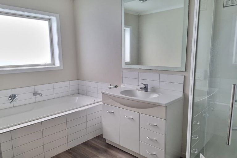 Photo of property in 21 Te Toru Street, Taita, Lower Hutt, 5011