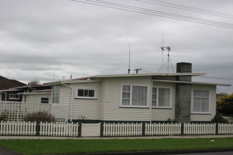 Photo of property in 92 Queen Street West, Levin, 5510