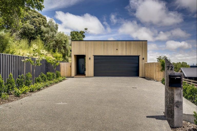 Photo of property in 72 Breadalbane Avenue, Havelock North, 4130