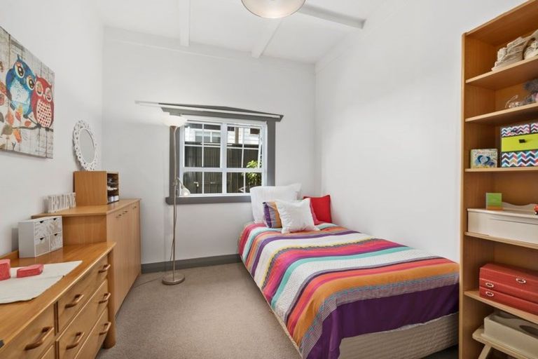 Photo of property in 1/10 Hart Road, Hauraki, Auckland, 0622