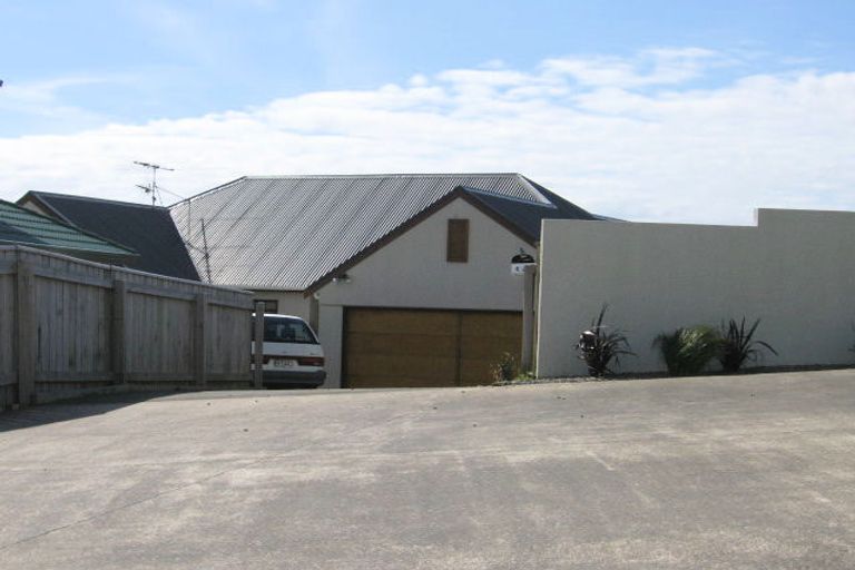 Photo of property in 6 Carmichael Street, Johnsonville, Wellington, 6037