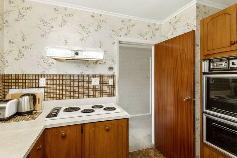 Photo of property in 30 Moeraki Road, Maoribank, Upper Hutt, 5018