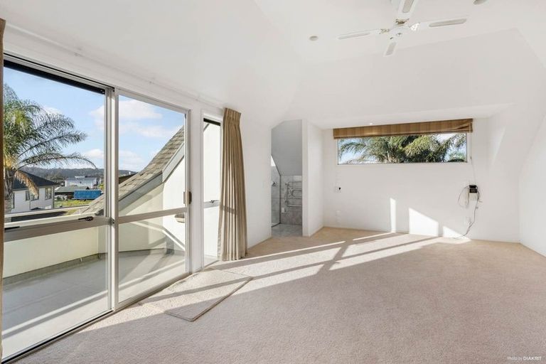Photo of property in 19 Scott Road, Hobsonville, Auckland, 0616