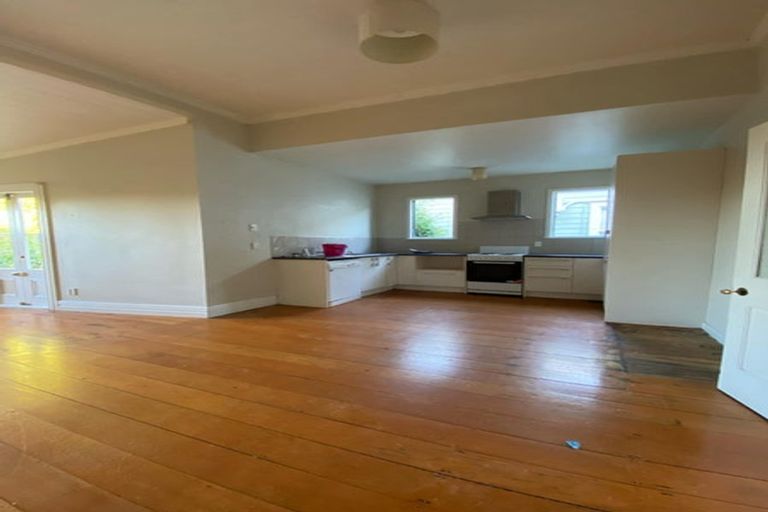 Photo of property in 26 Brixton Road, Mount Eden, Auckland, 1024
