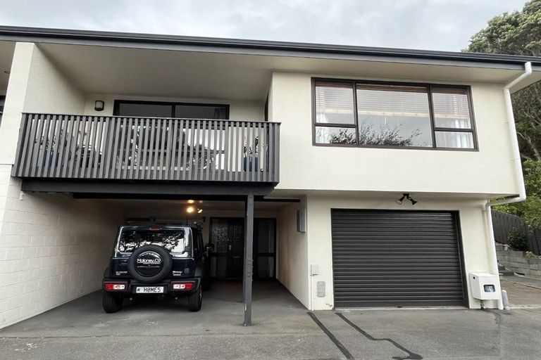 Photo of property in 8/24 Acheron Road, Paremata, Porirua, 5026