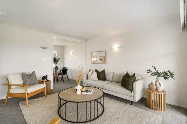 Photo of property in 2/7 Walter Street, Hauraki, Auckland, 0622