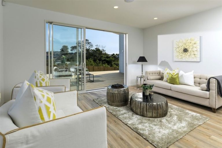 Photo of property in 17 Princes Street, Riverhead, 0820