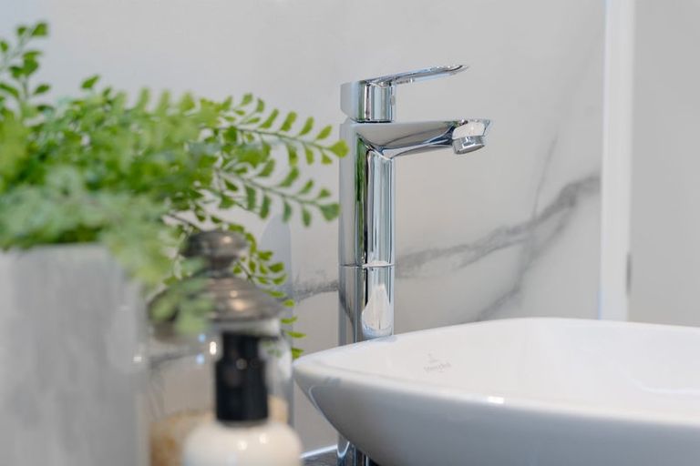 Photo of property in 10b Stratford Avenue, Milford, Auckland, 0620