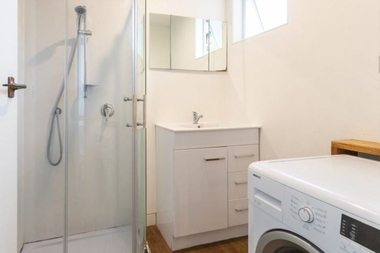 Photo of property in 18 Lochy Road, Fernhill, Queenstown, 9300