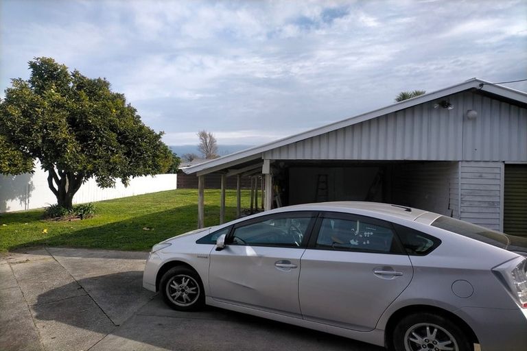 Photo of property in 71 Keeling Street, West End, Palmerston North, 4412