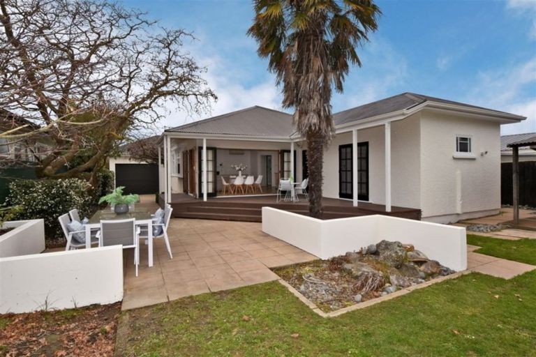 Photo of property in 105 Petrie Street, Richmond, Christchurch, 8013