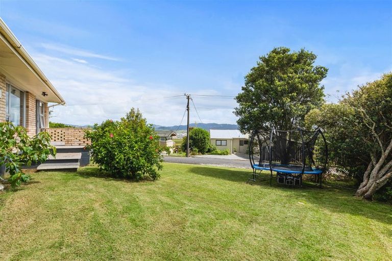 Photo of property in 44 Kokich Crescent, Onerahi, Whangarei, 0110
