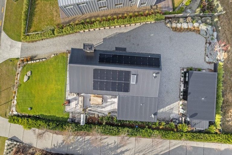 Photo of property in 71 West Meadows Drive, Wanaka, 9305