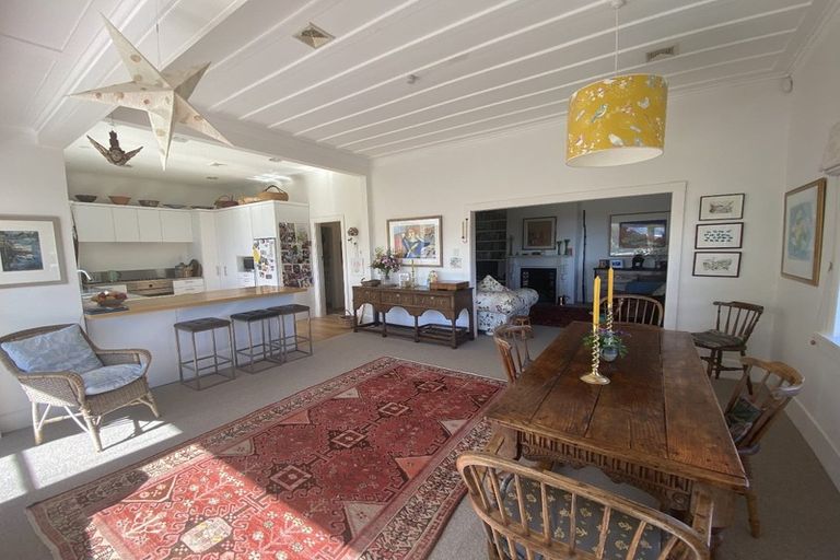 Photo of property in 25 Saint Michaels Crescent, Kelburn, Wellington, 6012