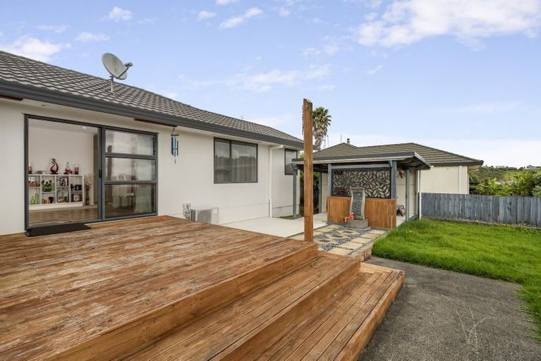 Photo of property in 15 Maddison Place, Welcome Bay, Tauranga, 3112