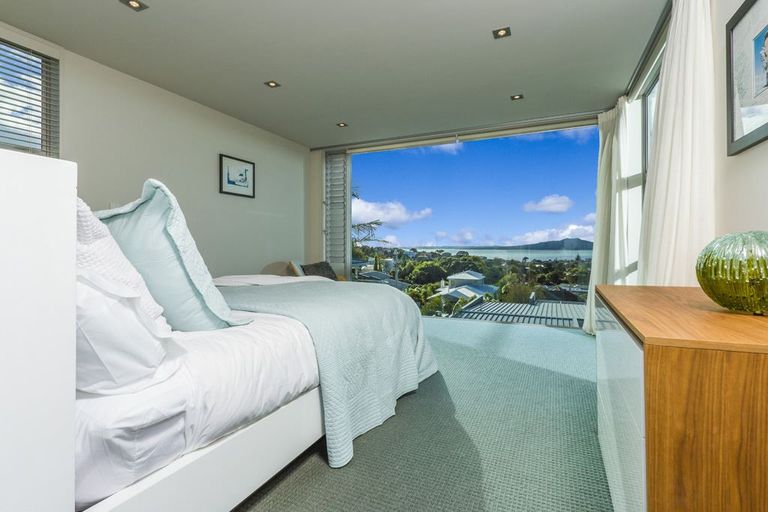 Photo of property in 49 Parr Terrace, Castor Bay, Auckland, 0620