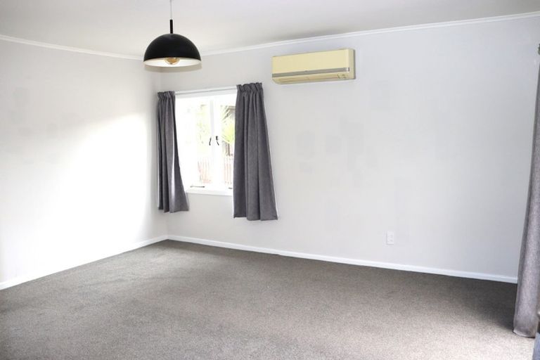 Photo of property in 9 Menary Street, Papakura, 2110