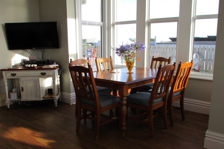 Photo of property in 63 Wharfe Street, South Hill, Oamaru, 9400