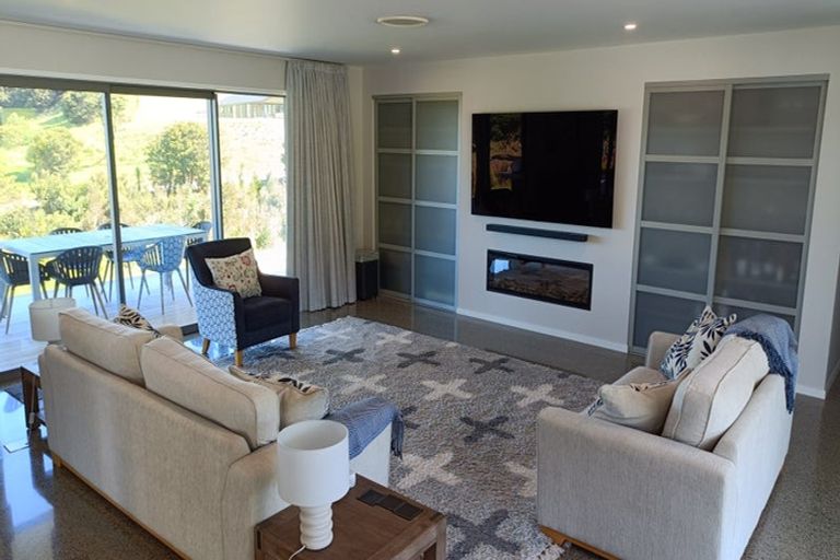 Photo of property in 53 Robert Hastie Drive, Mangawhai, 0573