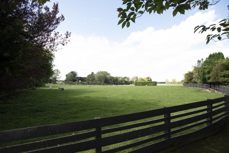 Photo of property in 412 Lorne Dacre Road, Roslyn Bush, Invercargill, 9876