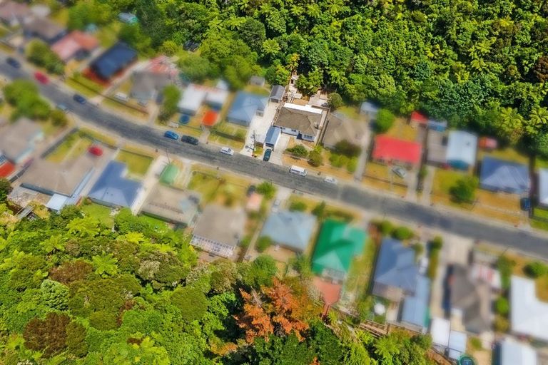 Photo of property in 30 Sunny Grove, Wainuiomata, Lower Hutt, 5014