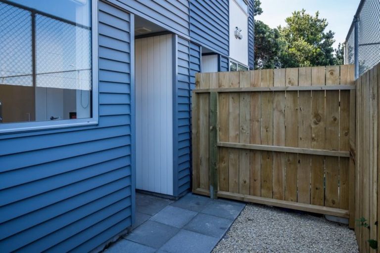 Photo of property in 2/36 Tacy Street, Kilbirnie, Wellington, 6022