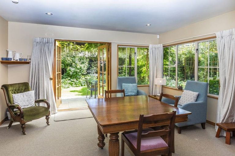 Photo of property in 1/26 Strowan Road, Strowan, Christchurch, 8052