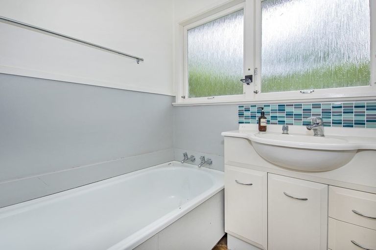 Photo of property in 350 Western Hills Drive, Avenues, Whangarei, 0110