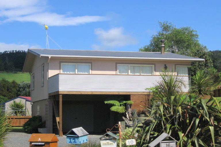 Photo of property in 10 Jenkinson Street, Waihi Beach, 3611
