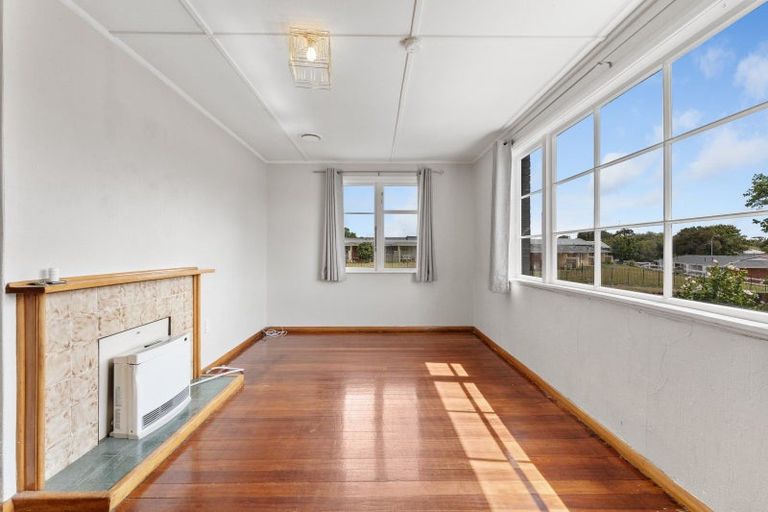 Photo of property in 97 Rangiora Avenue, Roslyn, Palmerston North, 4414