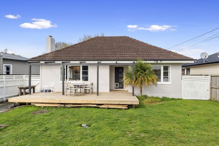 Photo of property in 3 Mahana Road, St Andrews, Hamilton, 3200