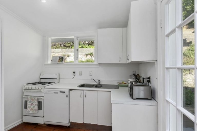 Photo of property in 173 Aro Street, Aro Valley, Wellington, 6021